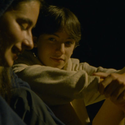 Falcon_Lake de Charlotte Le Bon (Still from the film)
