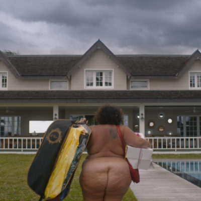 Extra-Large / Marina Ziolkowski (Still from the film)