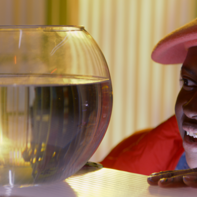 Tinder x Drag Race France de Billie Thomassin (Still from the film)