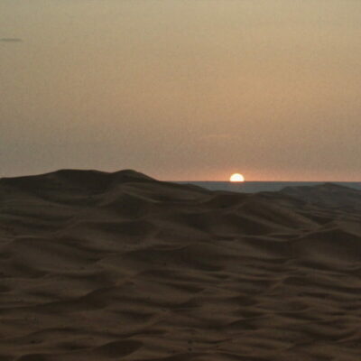 Ordinary People de OKO, réalisé par Helmi