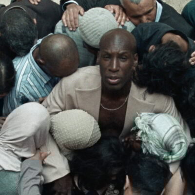 Ordinary People de OKO, réalisé par Helmi