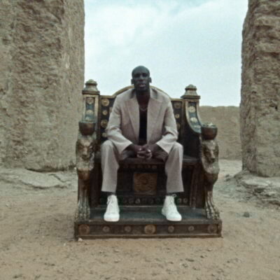 Ordinary People de OKO, réalisé par Helmi