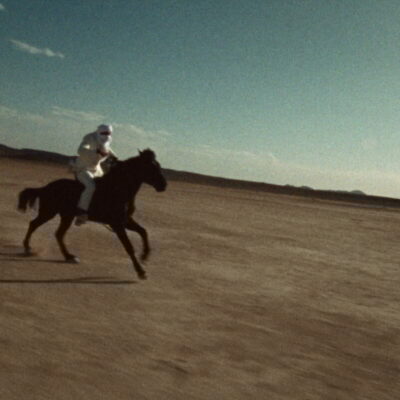 Ordinary People de OKO, réalisé par Helmi